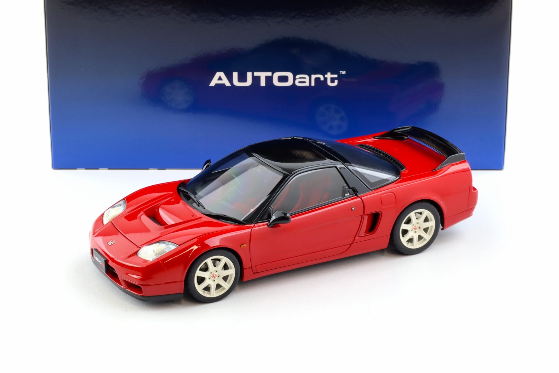 1:18 AUTOart Honda NSX-R (NA2) 2019 New Formula red/ black