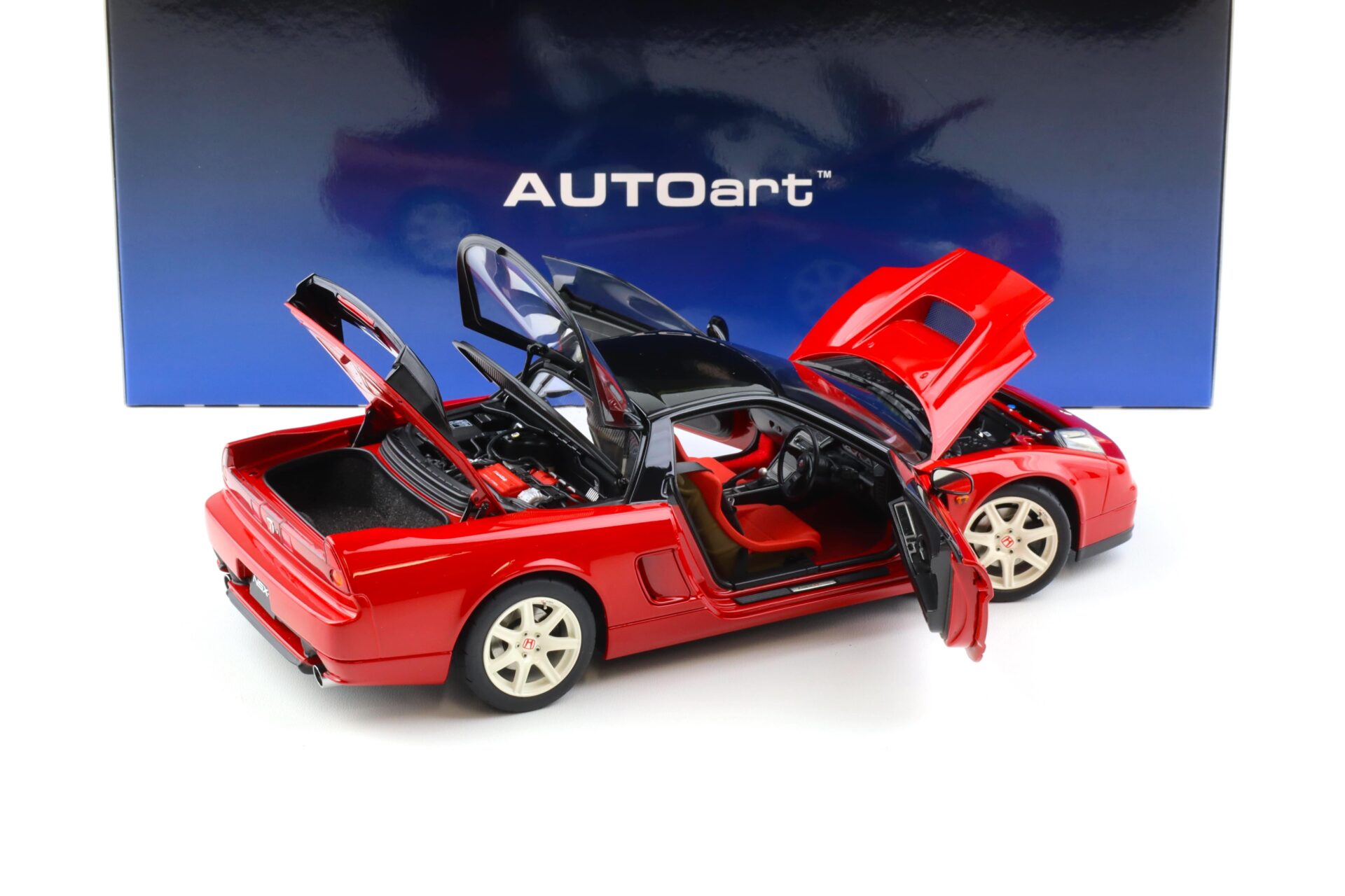 1:18 AUTOart Honda NSX-R (NA2) 2019 New Formula red/ black