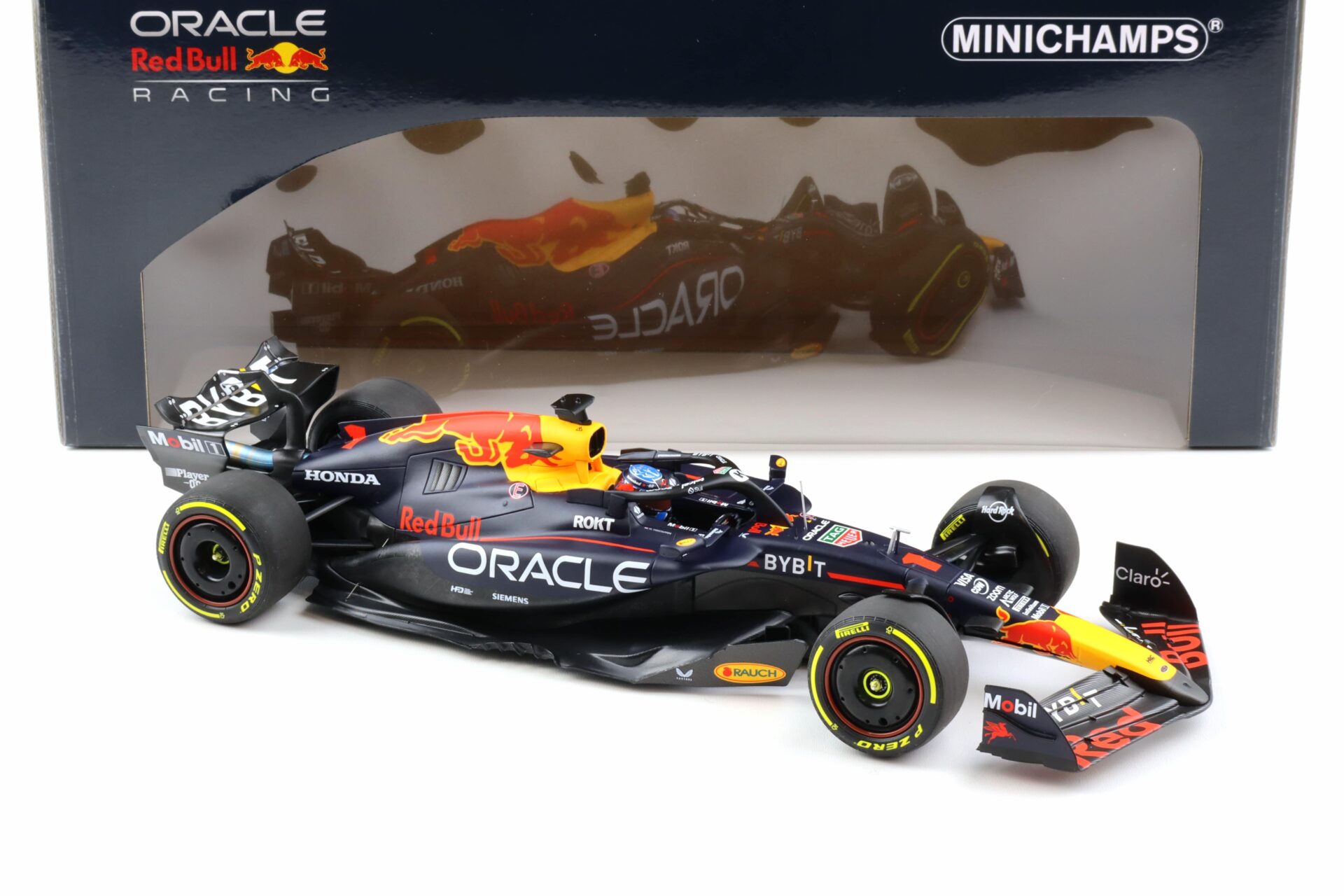 1:18 Minichamps F1 Oracle Red Bull Racing RB20 Max Verstappen Las Vegas 2024 World Champ