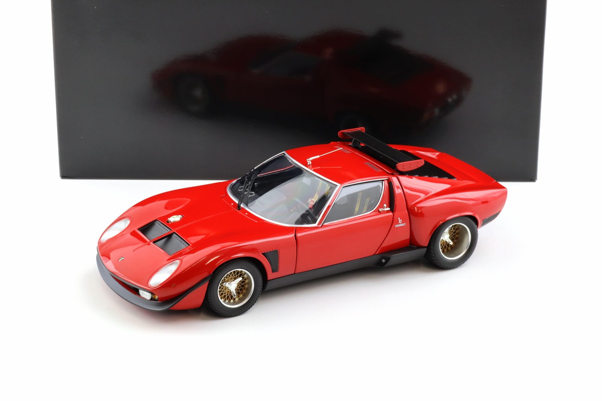 1:18 Kyosho Lamborghini Miura SVR red/ black 08319R