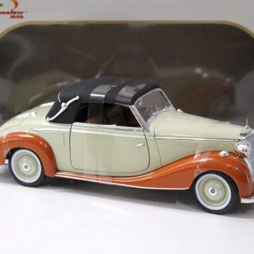 1:18 Signature Models 1950 Mercedes 170S Cabriolet beige/orange
