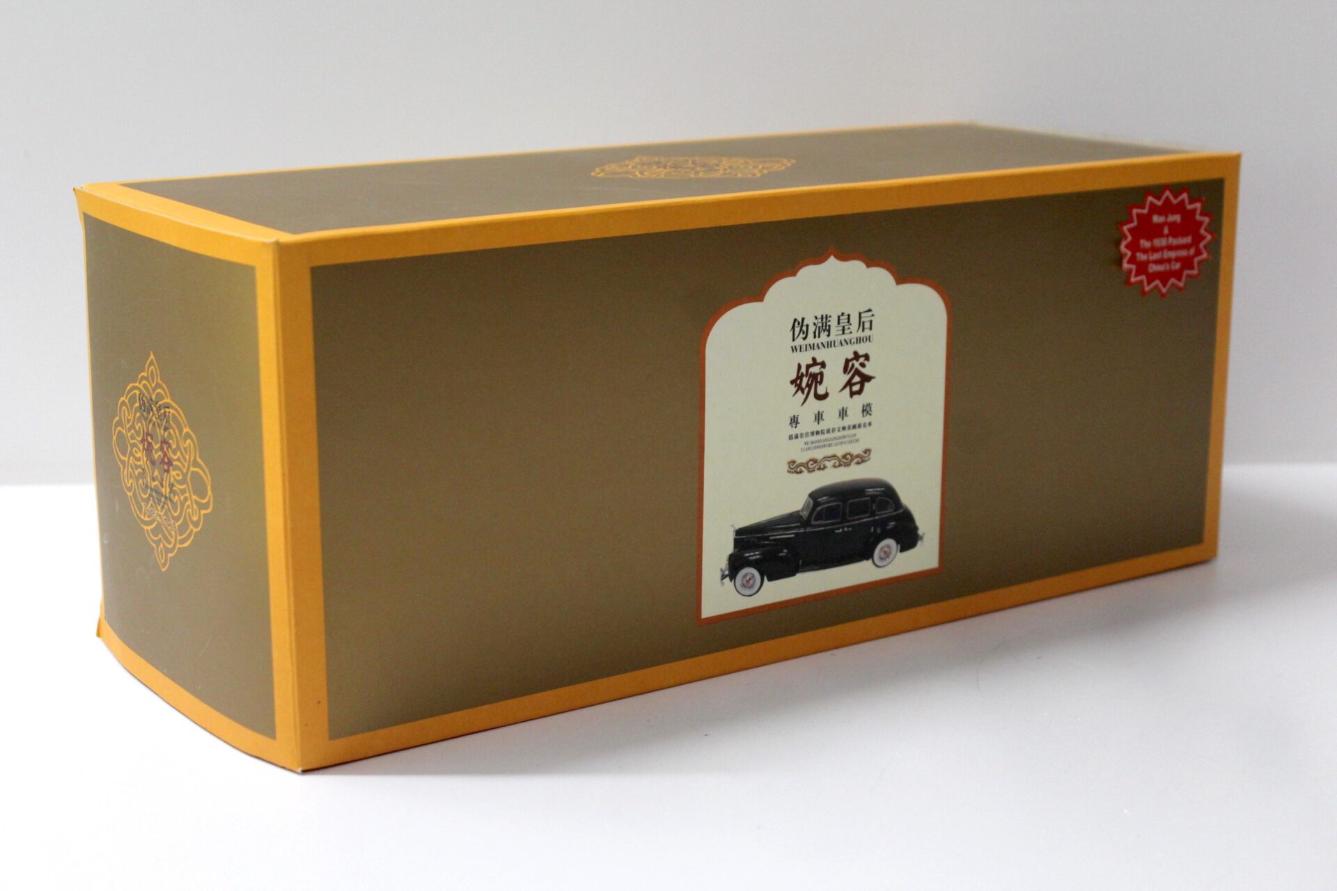 1:18 Signature Models The 1938 Packard Wan Jung black