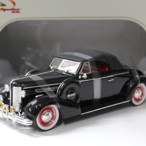 1:18 Signature Models 1938 Buick Century Convertible black