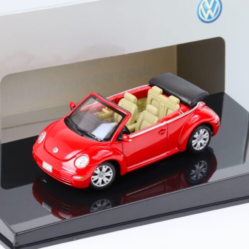 1:43 AUTOart VW NEW Beetle Cabriolet uni red/ beige 59757
