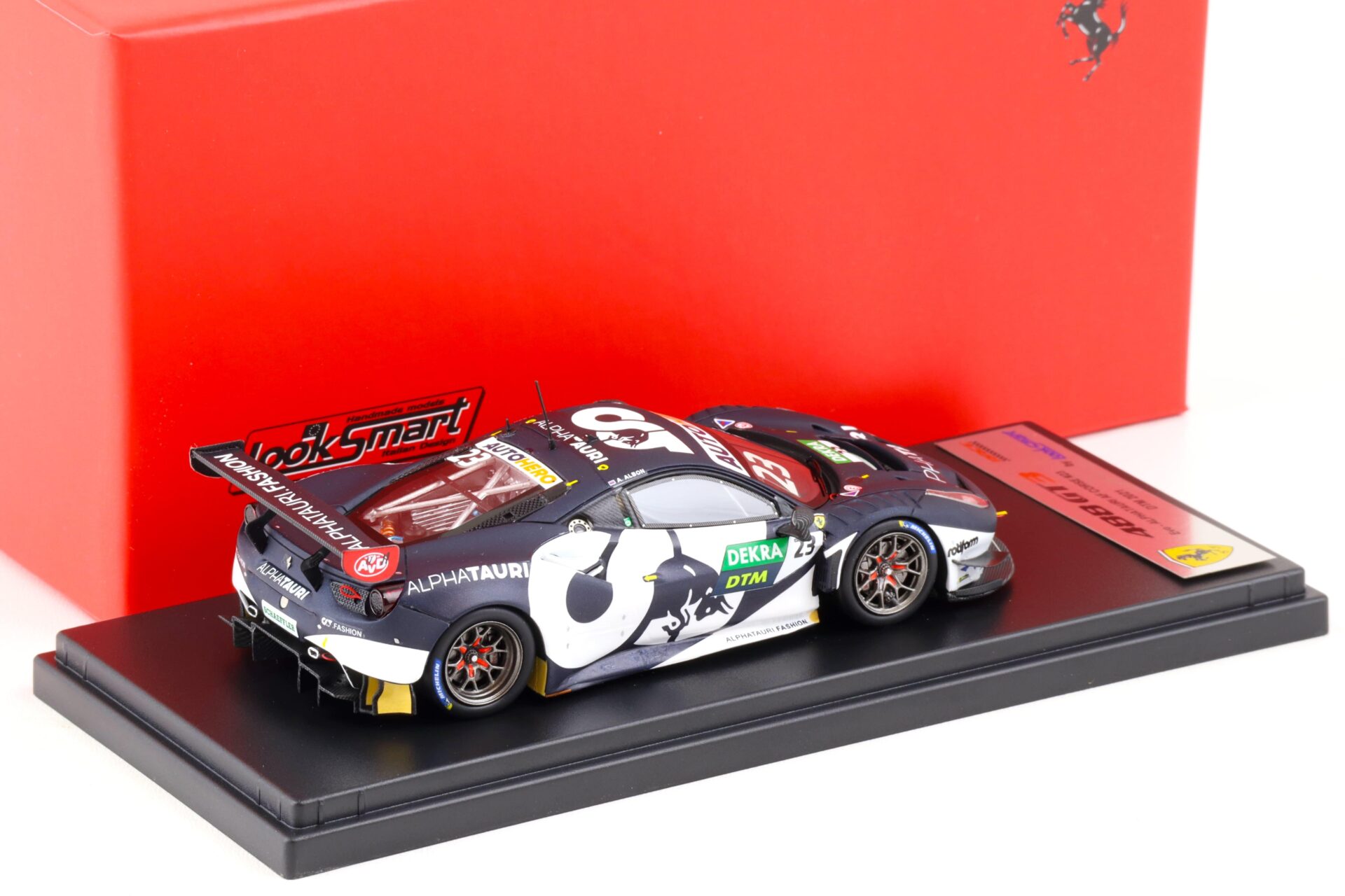 1:43 LookSmart Ferrari 488 GT3 Evo #23 ALPHATAURI AF Corse DTM 2021 Alex Albon LSRC124