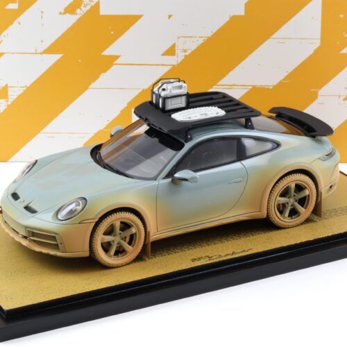 1:18 Spark Porsche 911 (992) Dakar AHEAD Shade green Dirty Version WAP DEALER