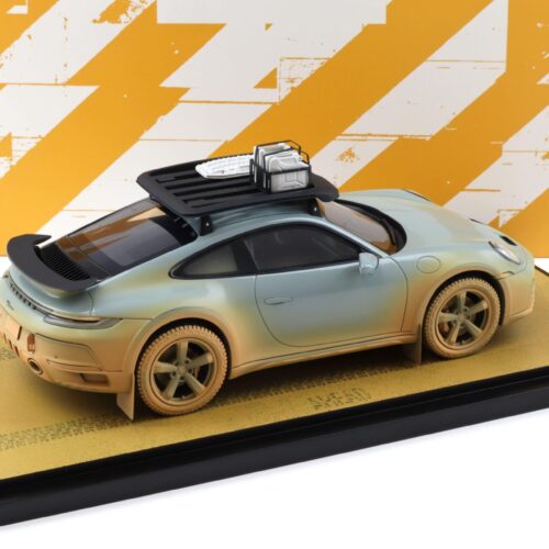 1:18 Spark Porsche 911 (992) Dakar AHEAD Shade green Dirty Version WAP DEALER