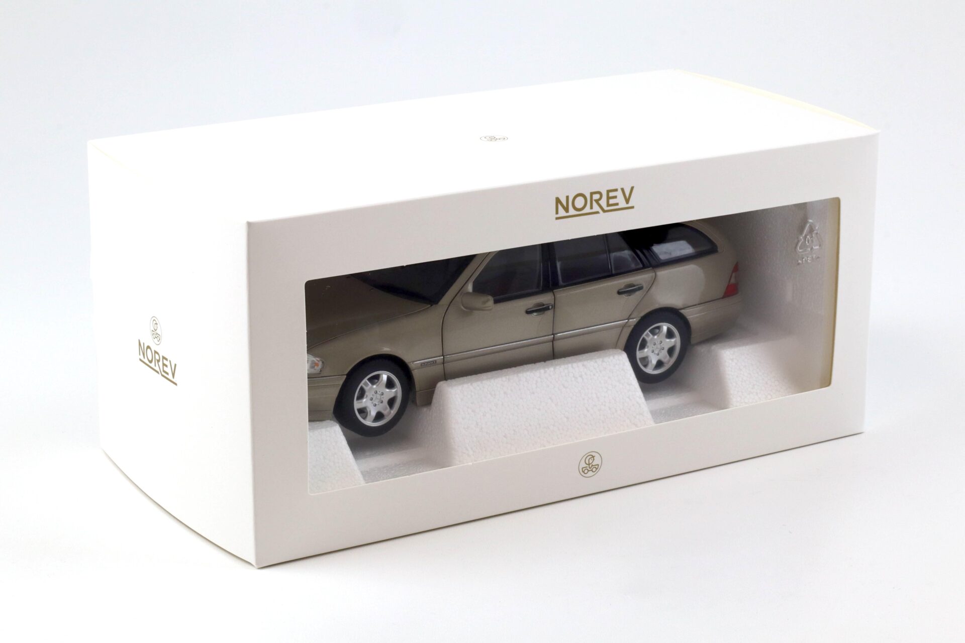 1:18 Norev Mercedes C-Klasse T-Modell 1997 S202 Smoke silver metallic