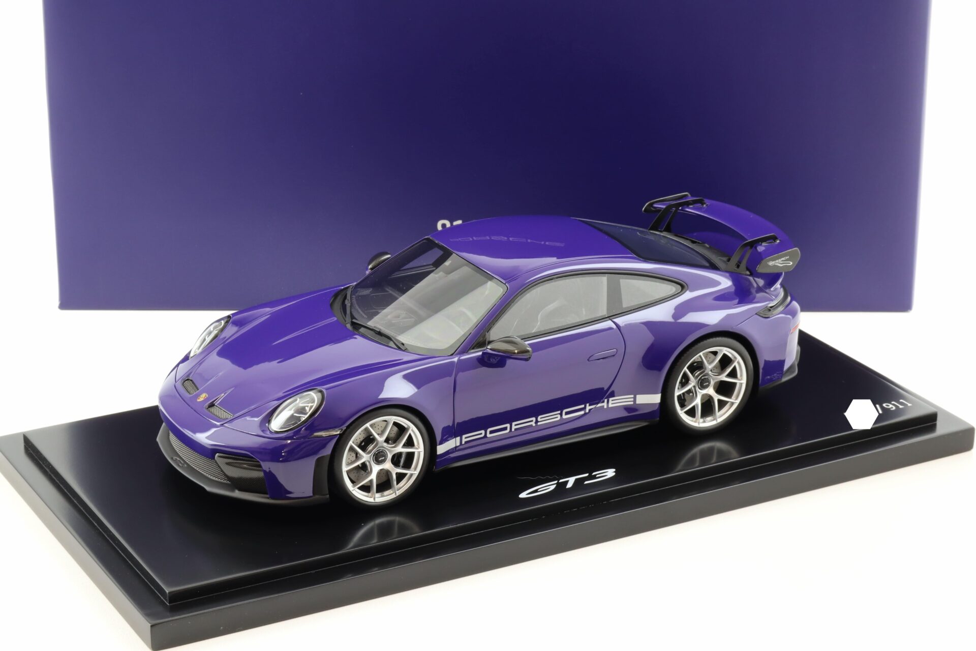 1:18 Spark Porsche 911 992.2 GT3 Coupe Weissach Package Ultraviolett WAP DEALER