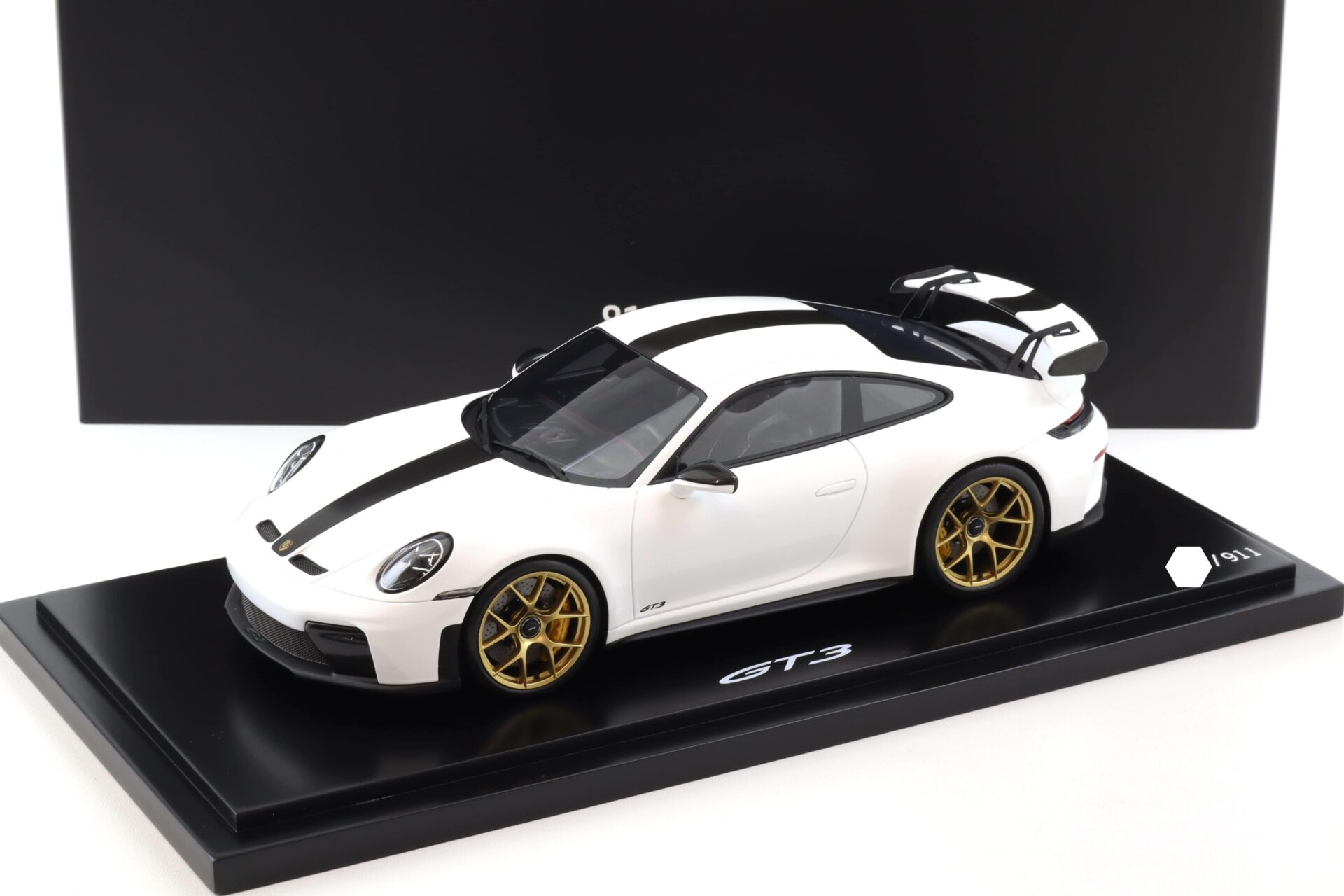 1:18 Spark Porsche 911 992.2 GT3 Coupe white/ gold wheels WAP DEALER