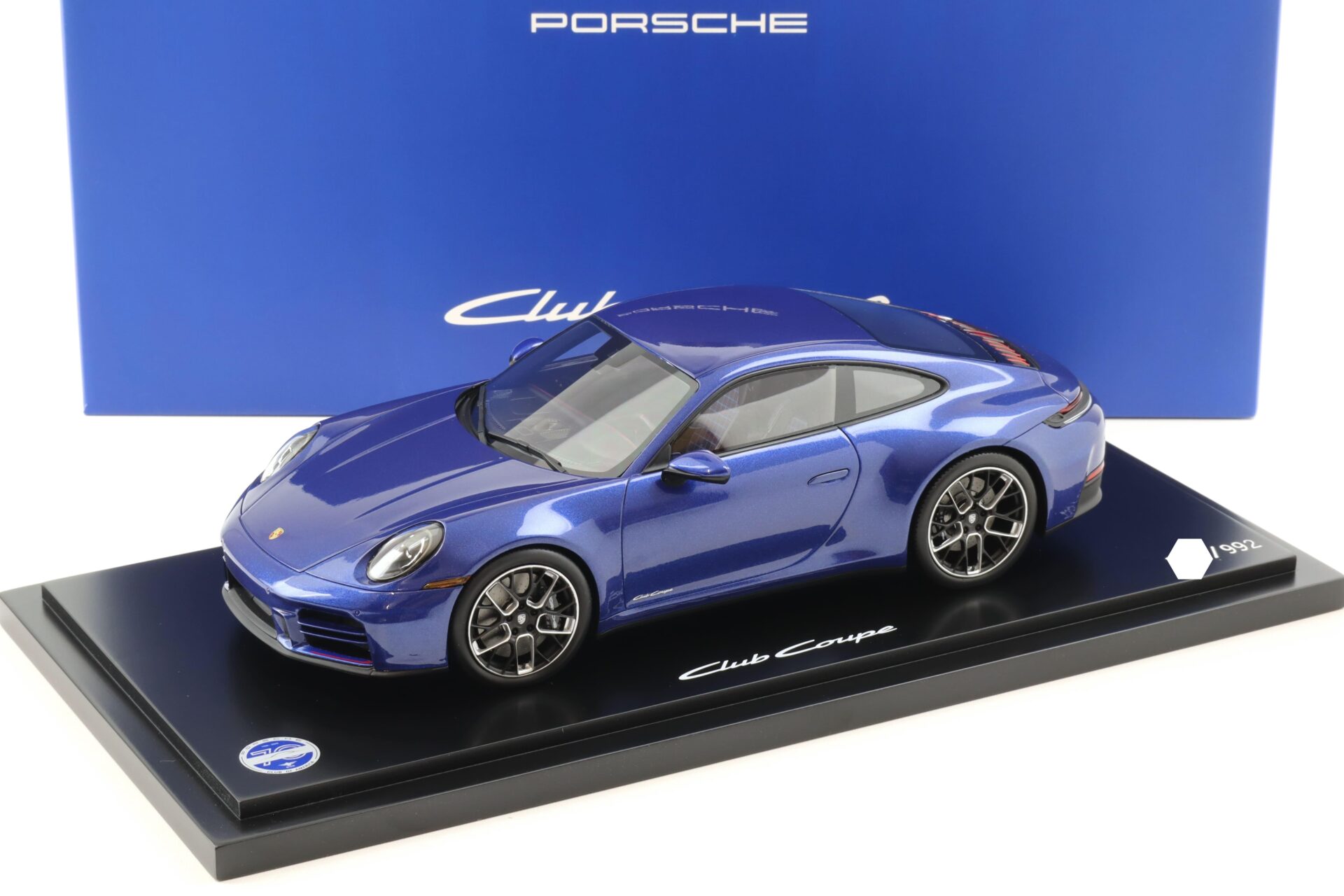 1:18 Spark Porsche 911 992.2 Carrera Club Coupe 70 Years blue metallic WAP DEALER