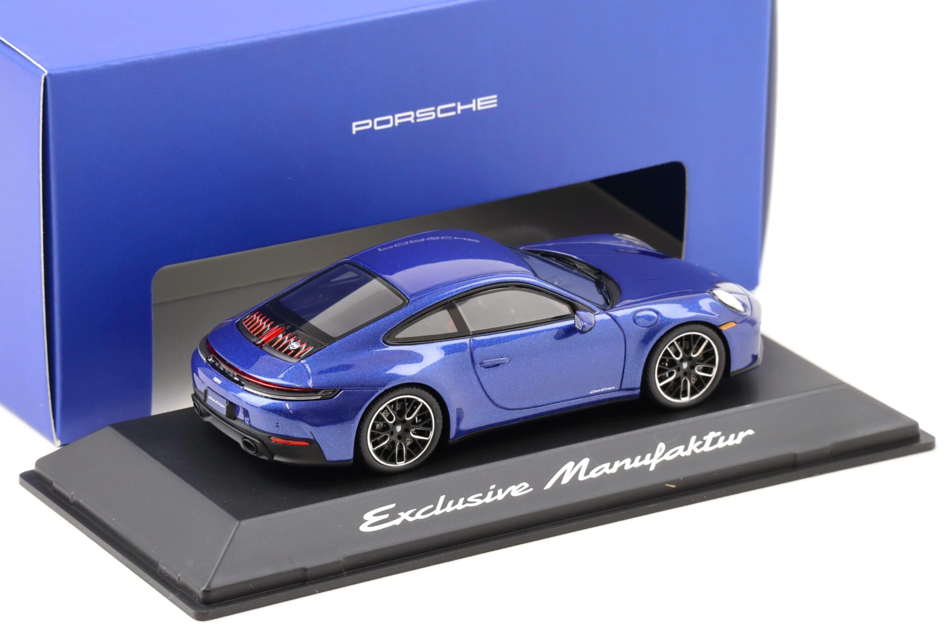 1:43 Spark Porsche 911 992.2 Carrera Club Coupe 70 Years blue metallic WAP DEALER