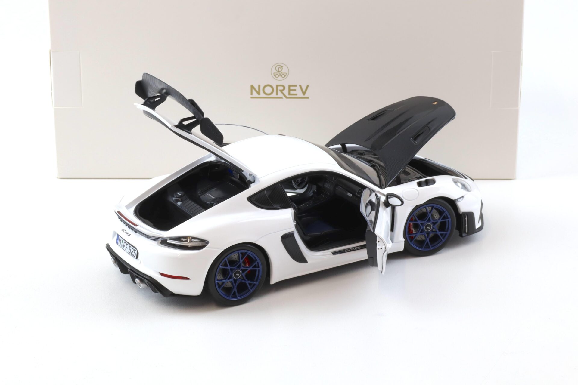 1:18 Norev ASIA Exclusive Porsche Cayman GT4 RS Weissach Package white/ indigo blue