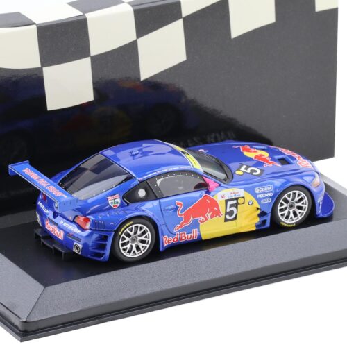 1:43 Minichamps BMW Z4 M Coupe Britcar 2006 Quester/Werner #5 Red Bull