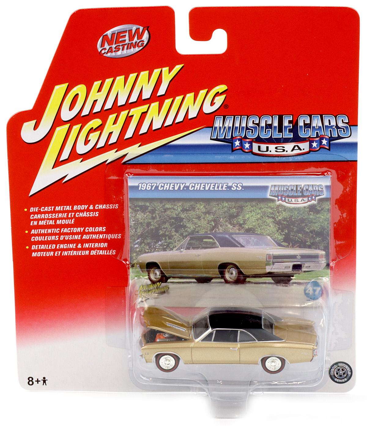 1:64 Johnny Lightning 1967 Chevy Chevelle SS gold/ black metallic Muscle Cars U.S.A.