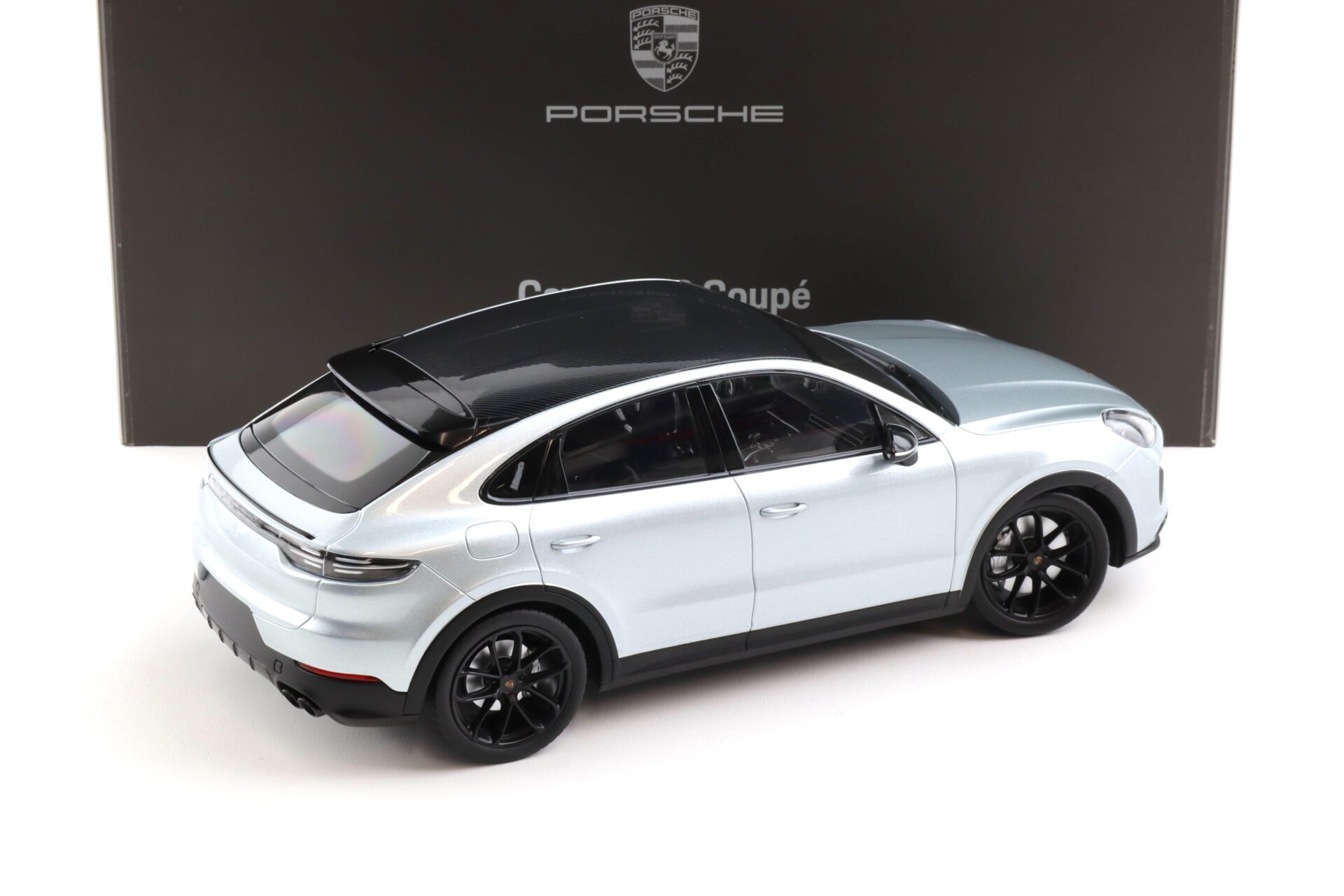 1:18 Norev Porsche Cayenne S Coupe Sport Paket dolomit silver WAP DEALER