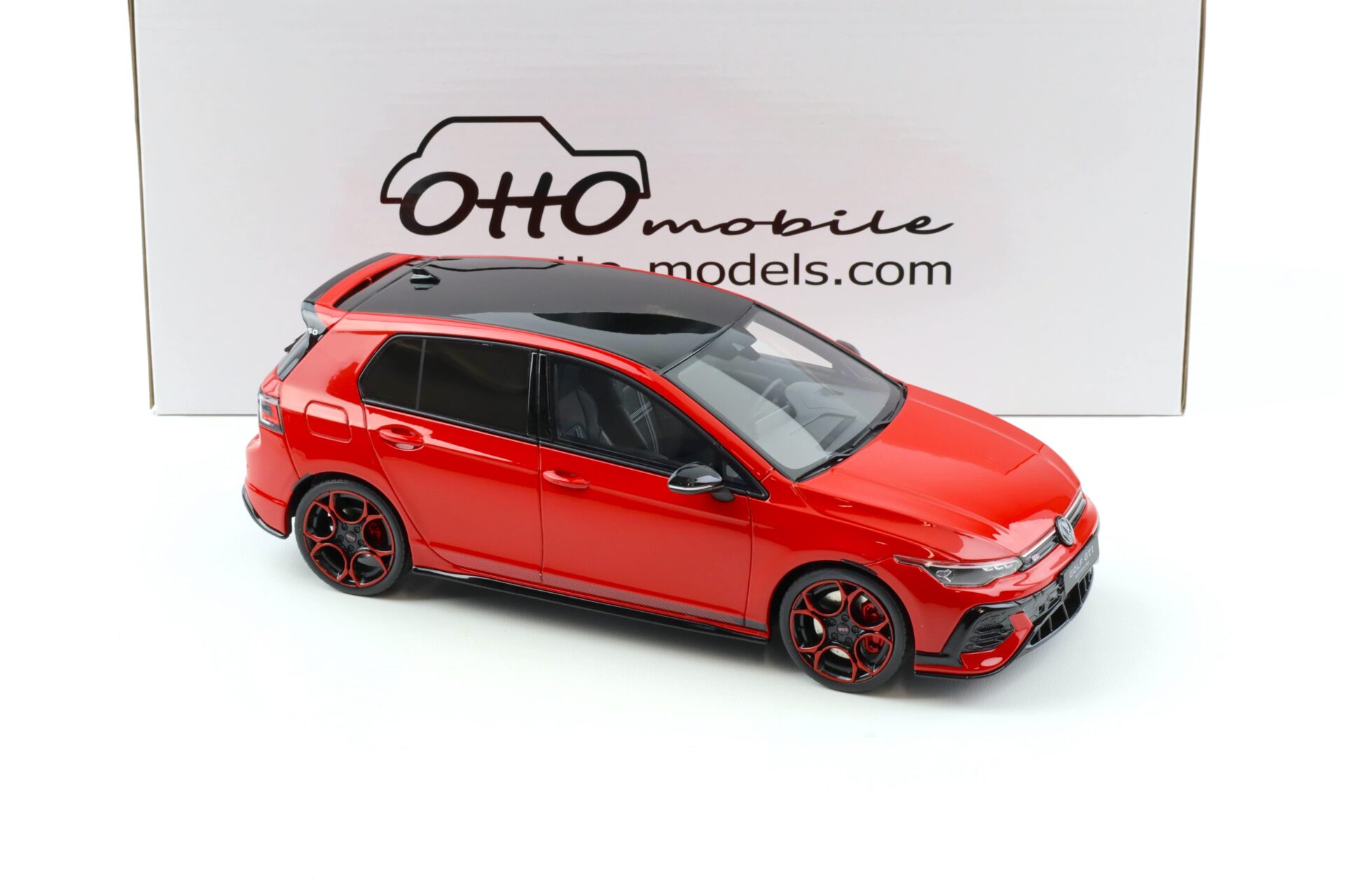 1:18 OTTO mobile OT1322 VW Golf MK.8 GTI 50th Anniversary Torando red 2024