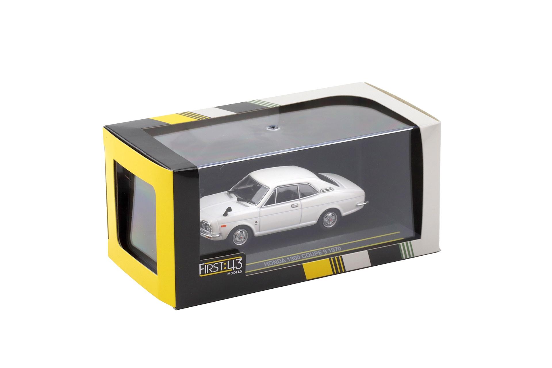1:43 First43 Honda 1300 Coupe 9 white 1970