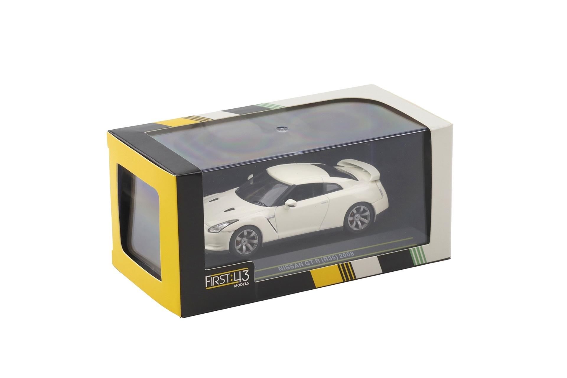 1:43 First43 Nissan GT-R R35 Coupe 2008 pearl white
