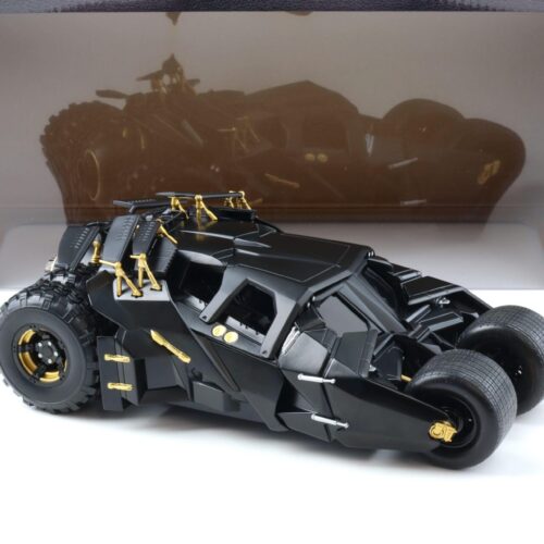 1:18 Hot Wheels BATMAN The Dark Knight Trilogy Batmobile Tumbler black G9931