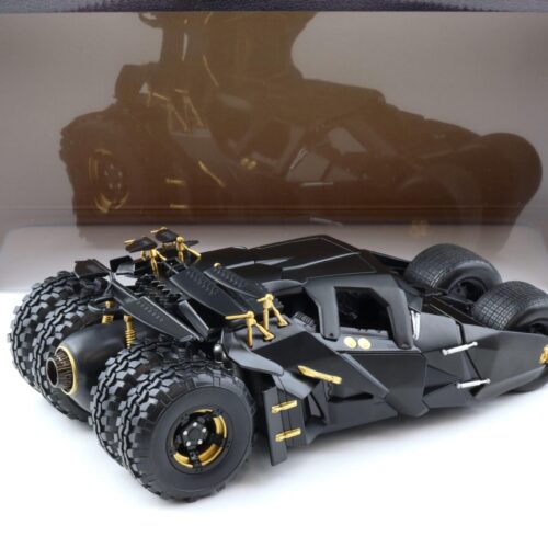 1:18 Hot Wheels BATMAN The Dark Knight Trilogy Batmobile Tumbler black G9931