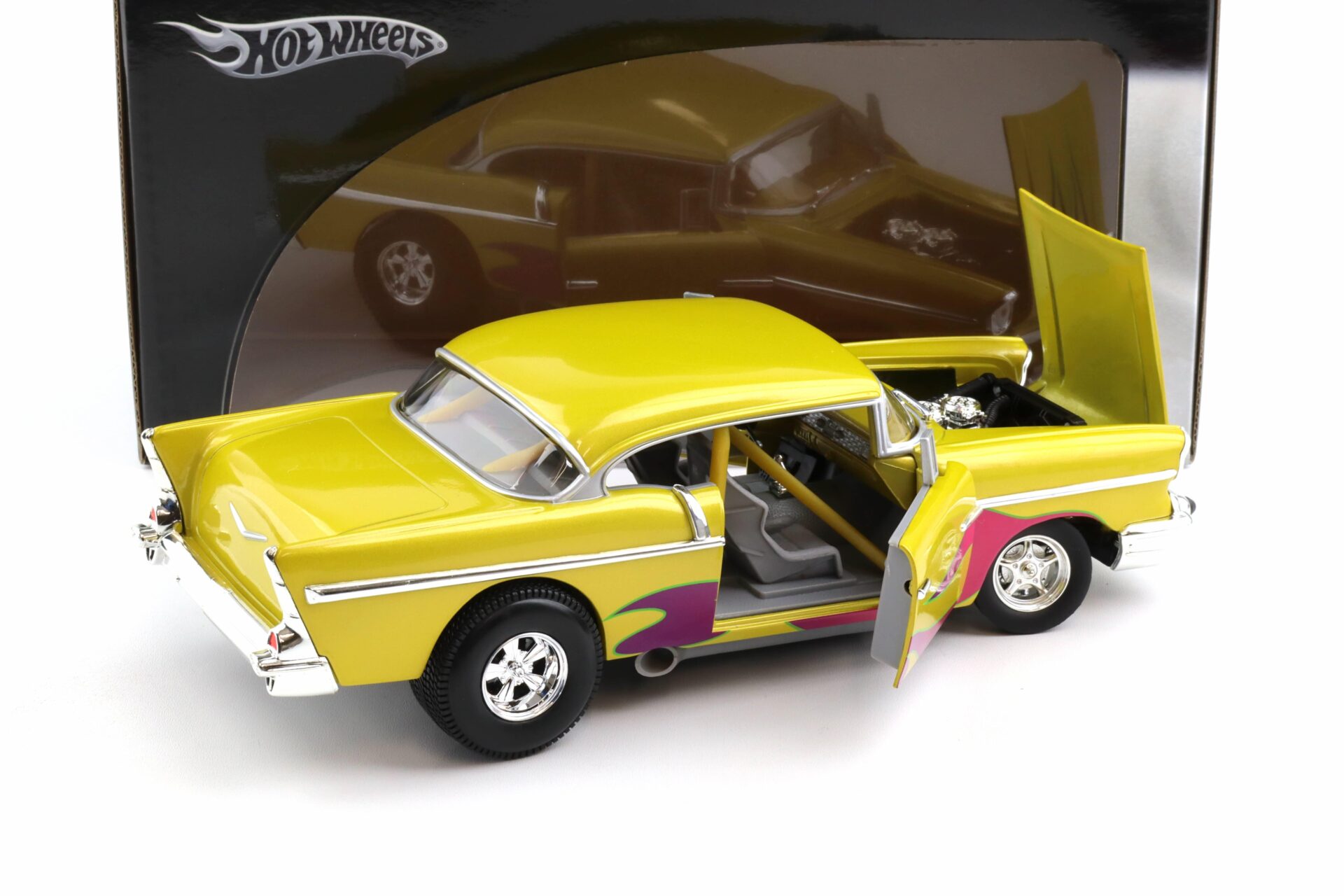 1:18 Hot Wheels 1957 Chevrolet Chevy Bel Air Custom Hot Rod Dragster