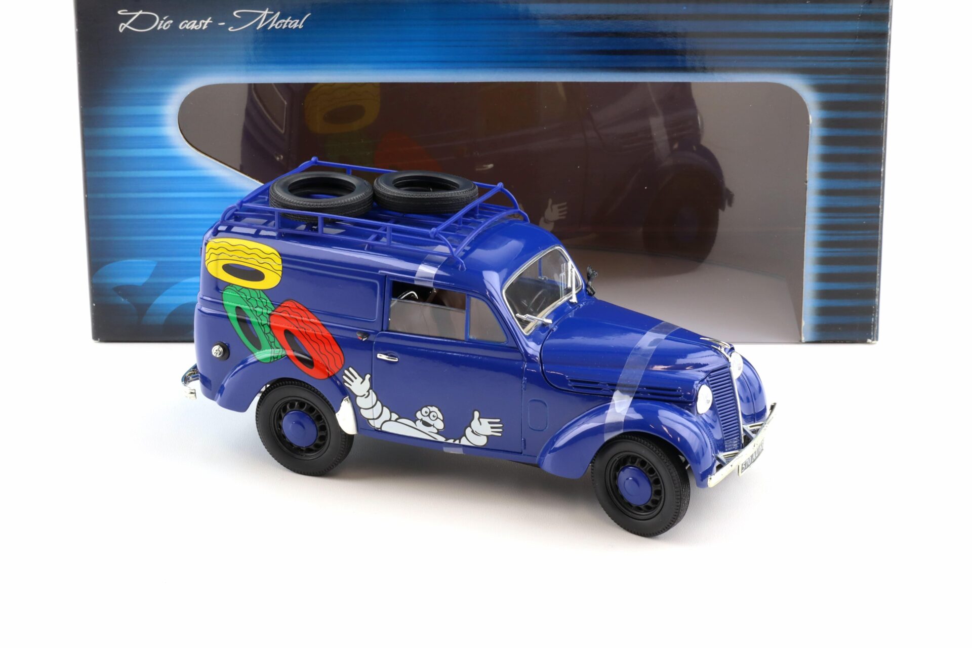 1:18 Solido Renault Juvaquatre 1952 Michelin dark blue