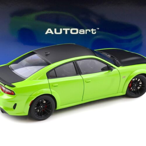 1:18 AUTOart Dodge Charger SCAT PACK Widebody Sublime green 71758