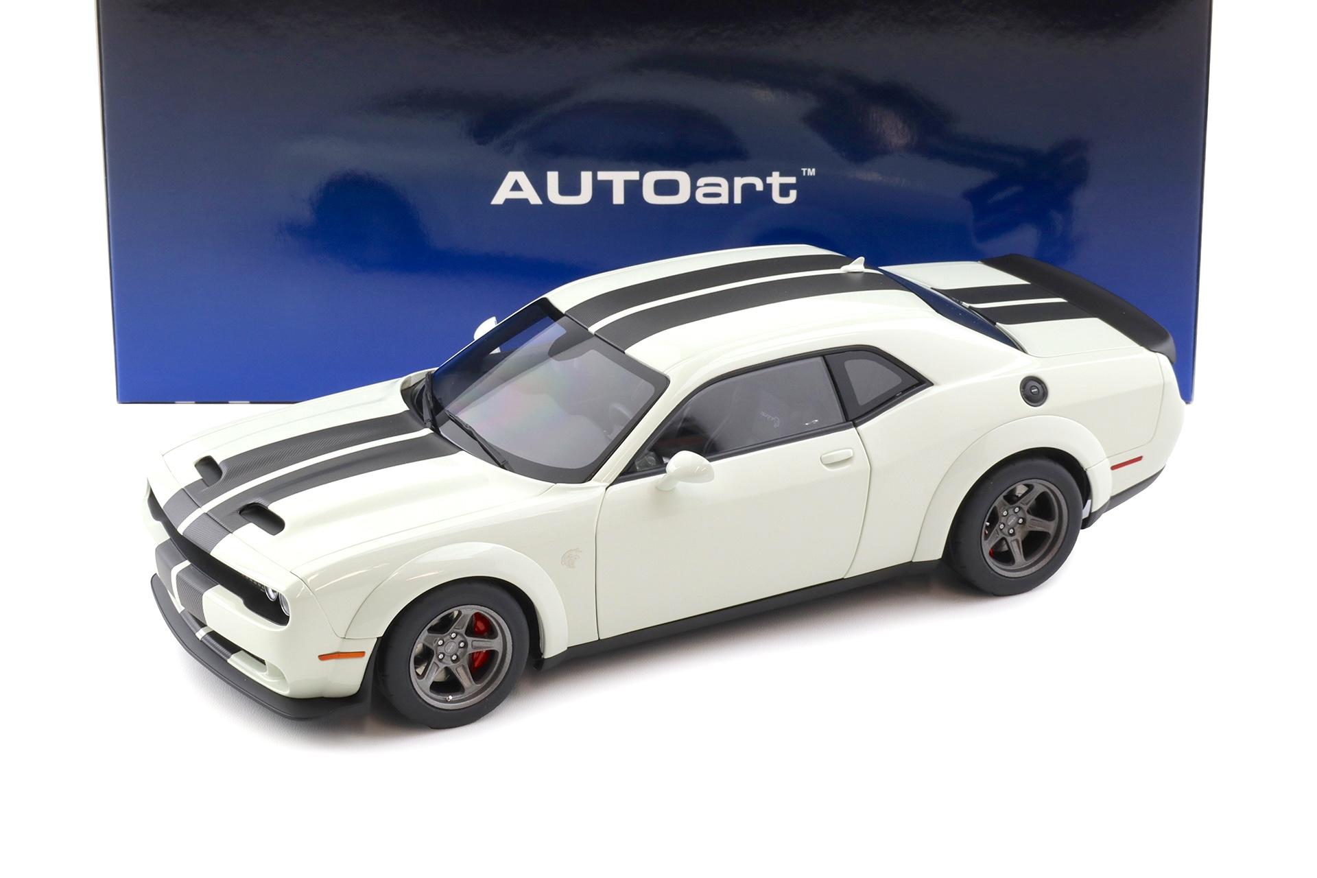 1:18 AUTOart Dodge Challenger SRT SUPER STOCK 2023 Knuckle white 71766