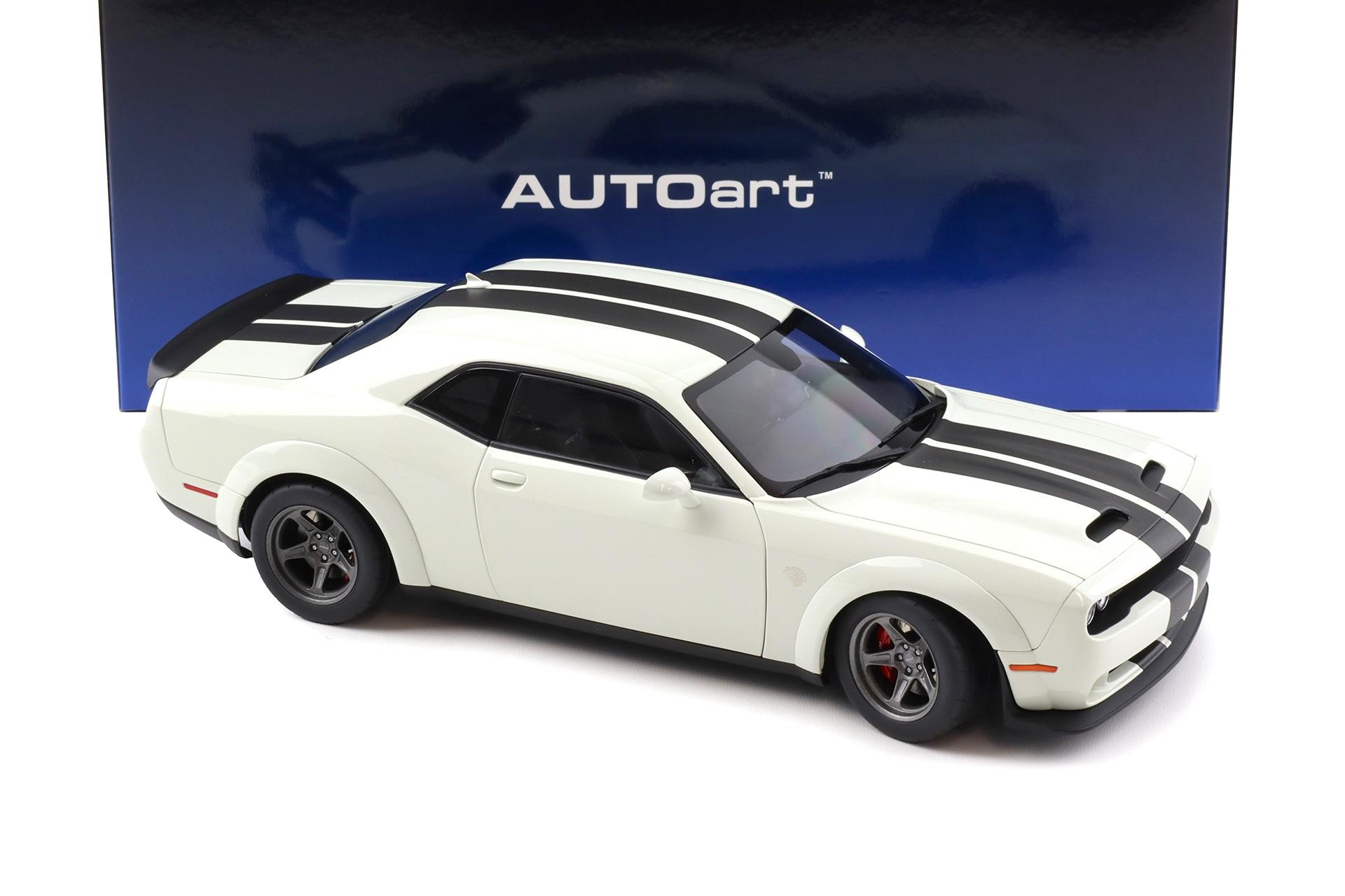 1:18 AUTOart Dodge Challenger SRT SUPER STOCK 2023 Knuckle white 71766