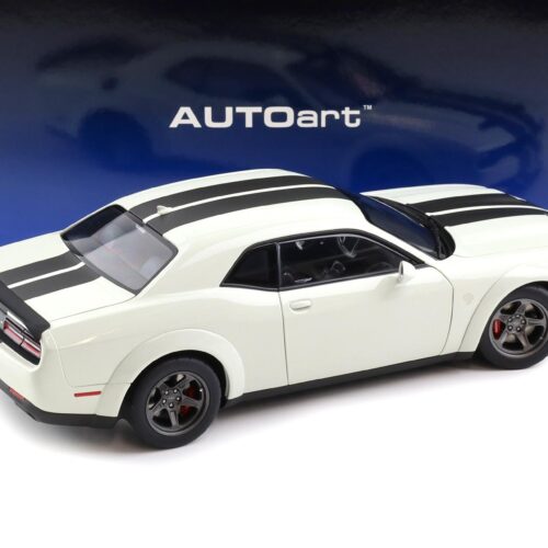 1:18 AUTOart Dodge Challenger SRT SUPER STOCK 2023 Knuckle white 71766