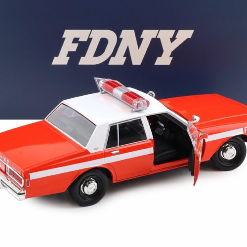 1:18 Greenlight 1987 Chevrolet Caprice 9CI FDNY New York Fire Department red
