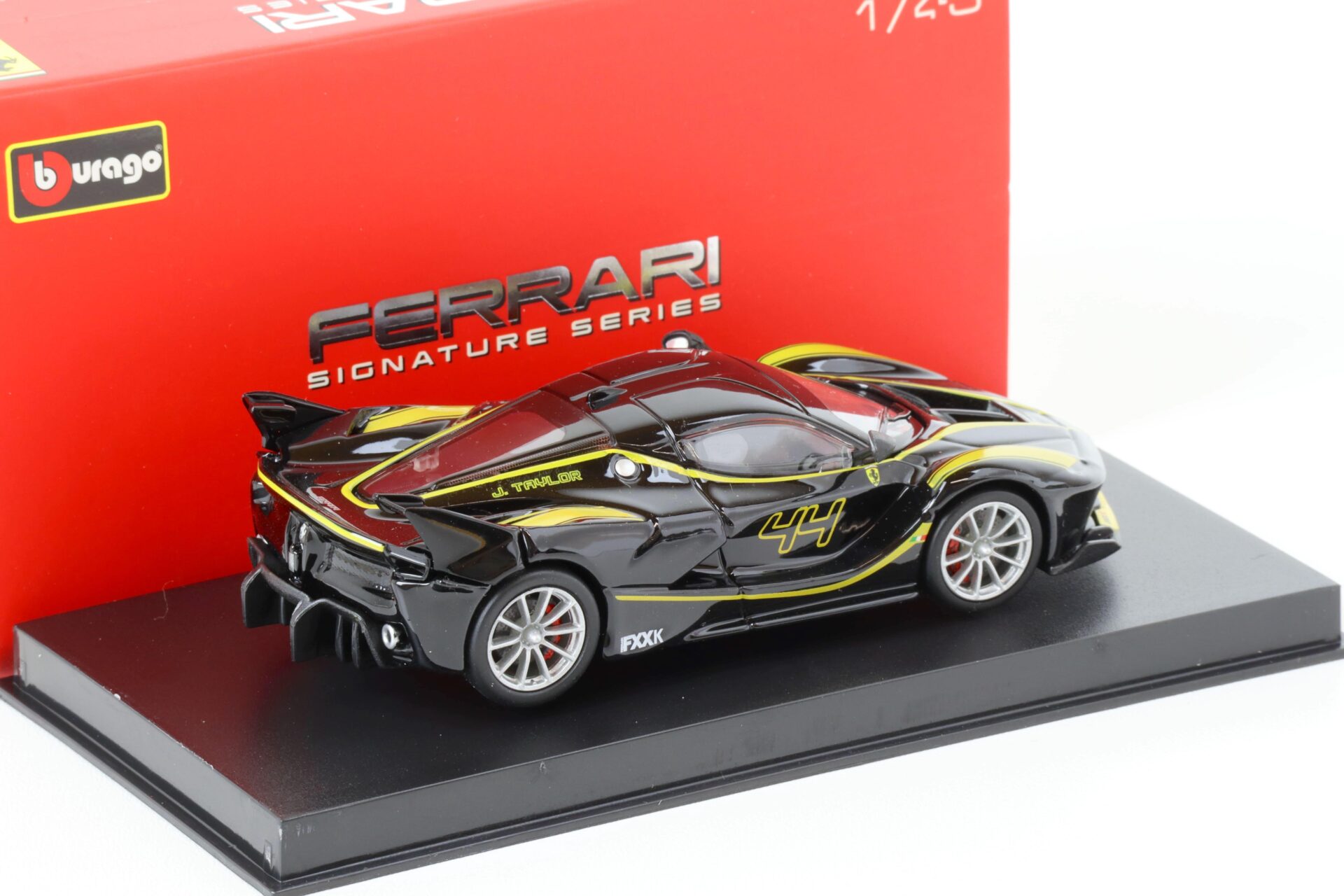 1:43 Bburago Signature Ferrari FXX-K #44 black/ yellow