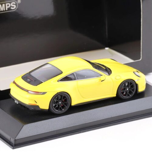 1:43 Minichamps Porsche 911 (992) GT3 Touring 2021 Racing yellow/ black wheels