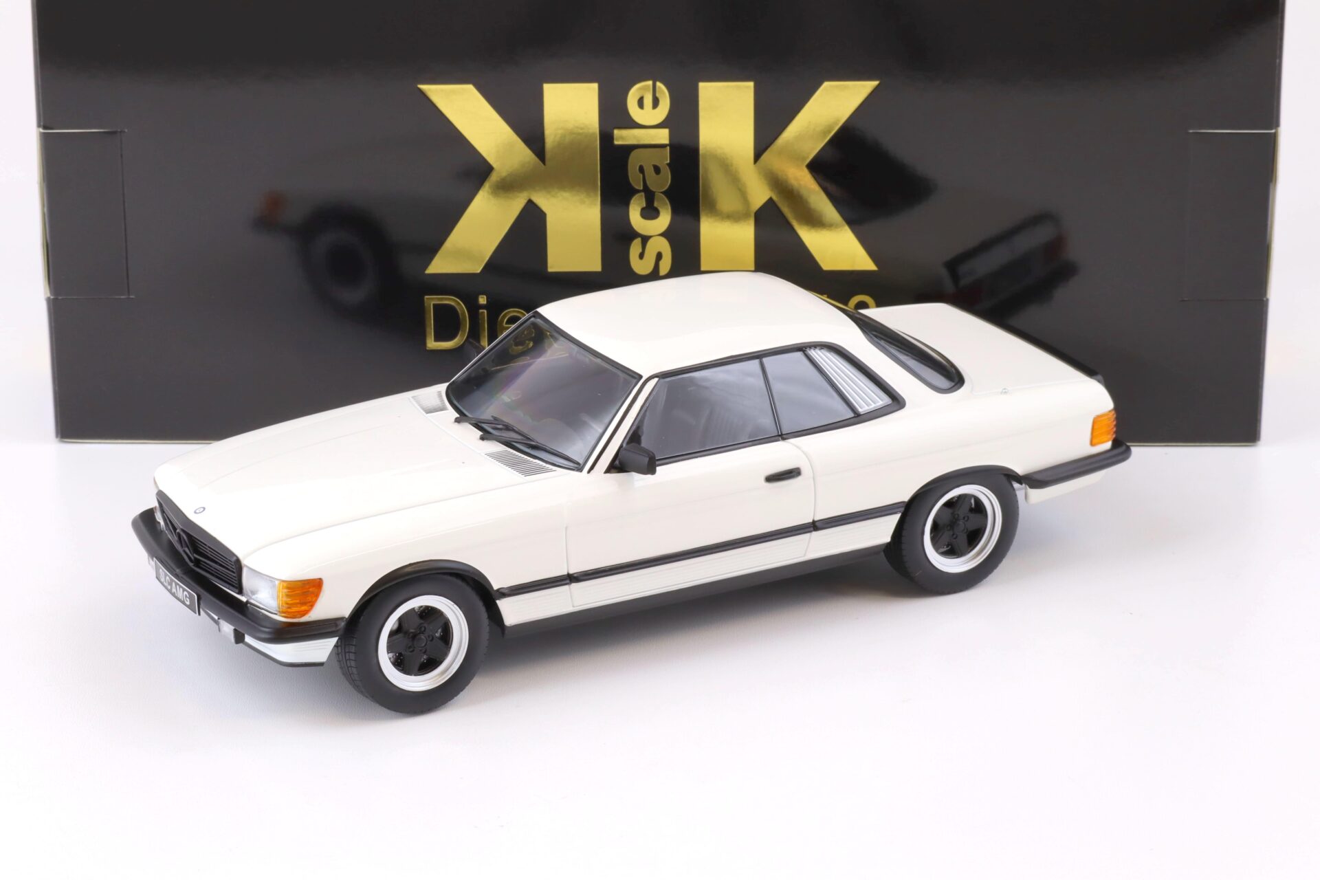 1:18 KK-Scale Mercedes 500 SLC 6.0 AMG C107 Coupe 1985 white