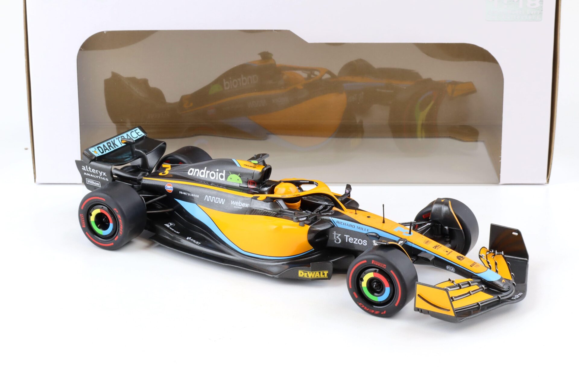 1:18 Solido McLaren MCL36 Ricciardo Australia GP 2022 orange / black / blue
