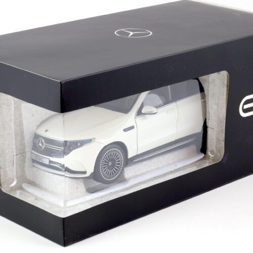 1:18 NZG Mercedes EQC 400 4Matic N293 diamond white bright DEALER VERSION - Image 5