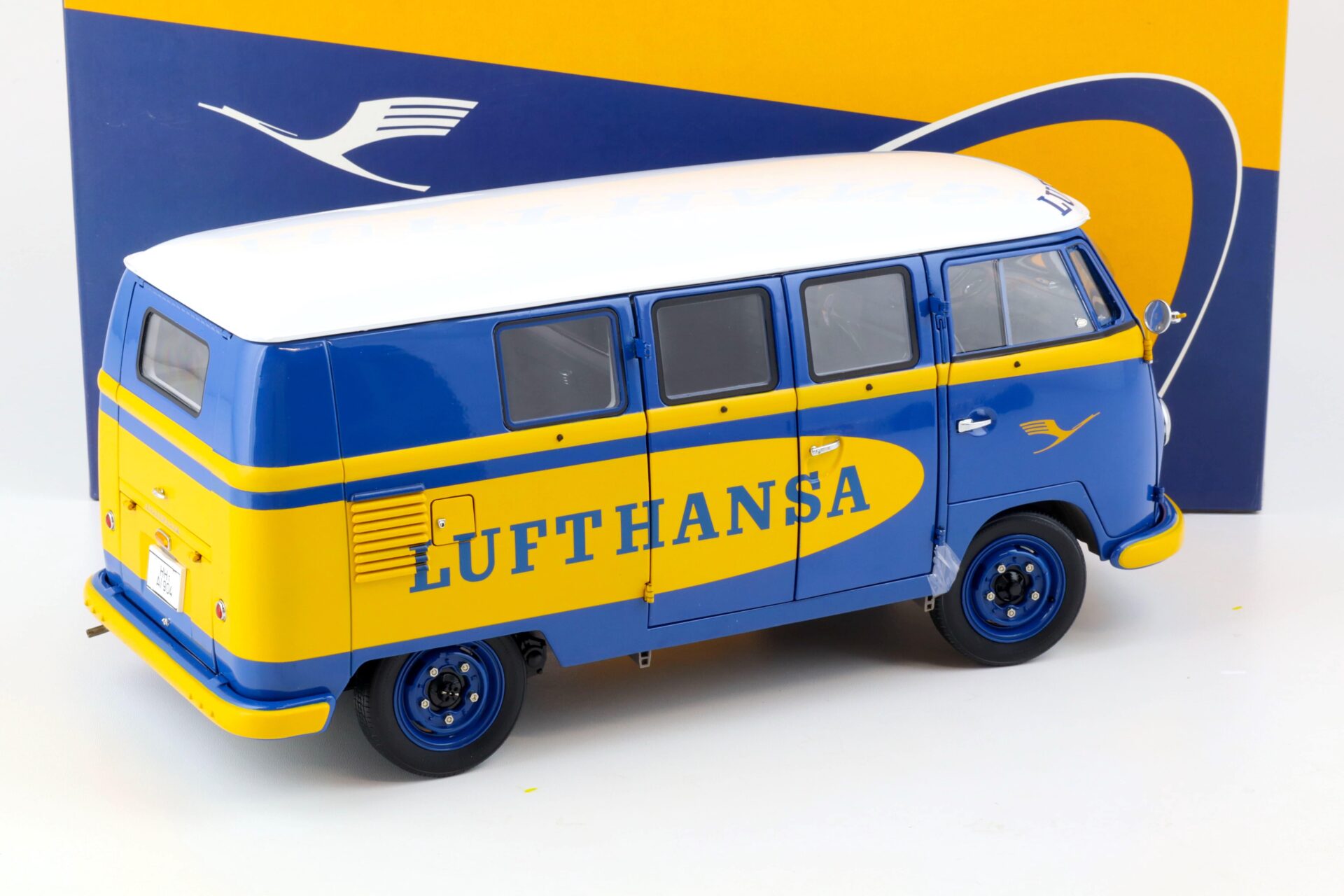1:12 Sun Star 1957 Volkswagen VW T1 Bus Kombi LUFTHANSA blue/ yellow 5072