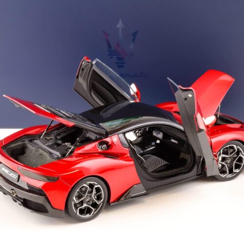 1:18 BBR Maserati MC20 Coupe 2020 Rosso Vincente / Gloss black roof Die-Cast HE180051C
