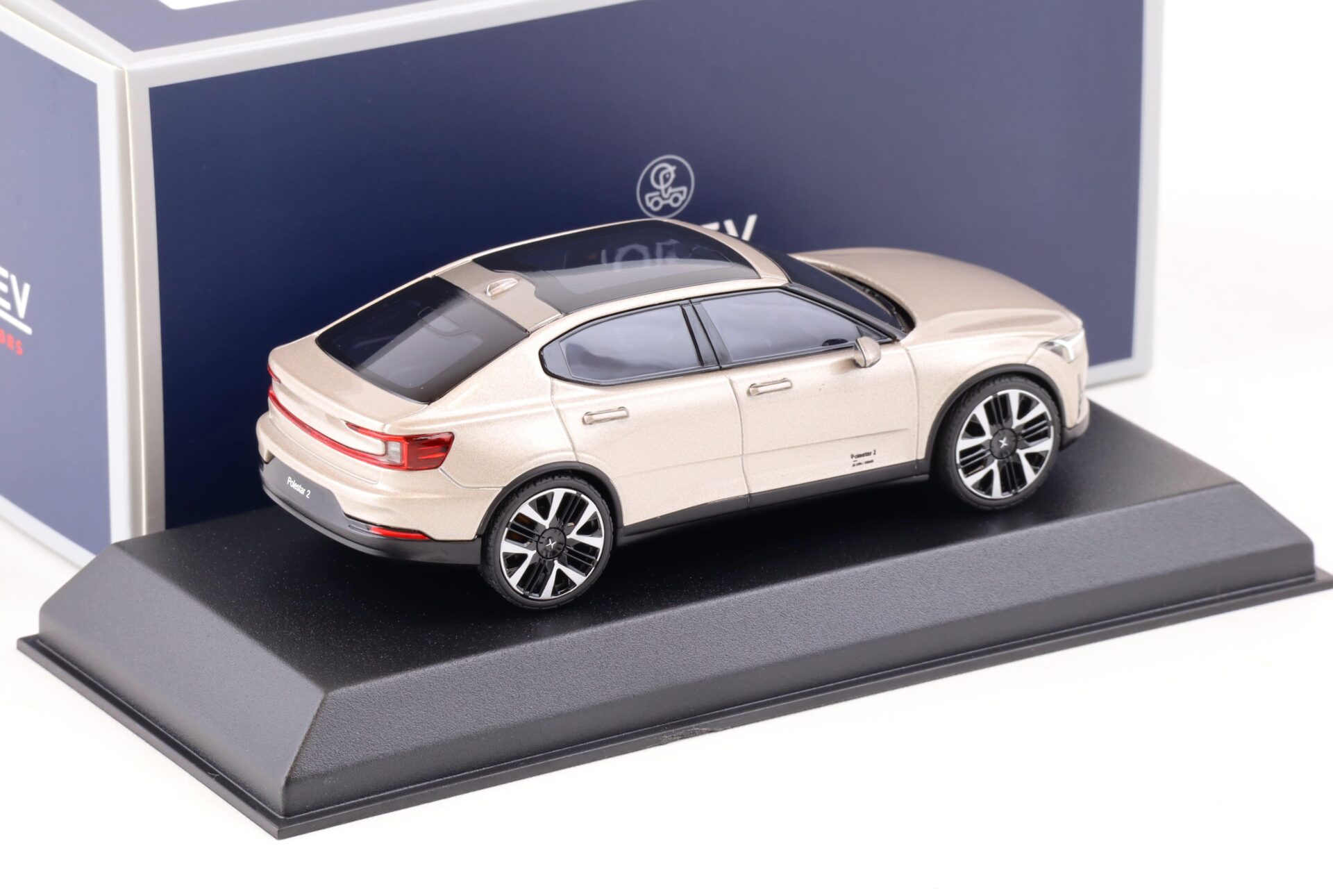 1:43 Norev 2024 Polestar 2 Jupiter metallic 872013