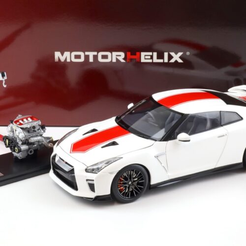 1:18 Motorhelix Nissan GT-R (R35) 50th Anniversary Brilliant white pearl + engine Diecast M83501
