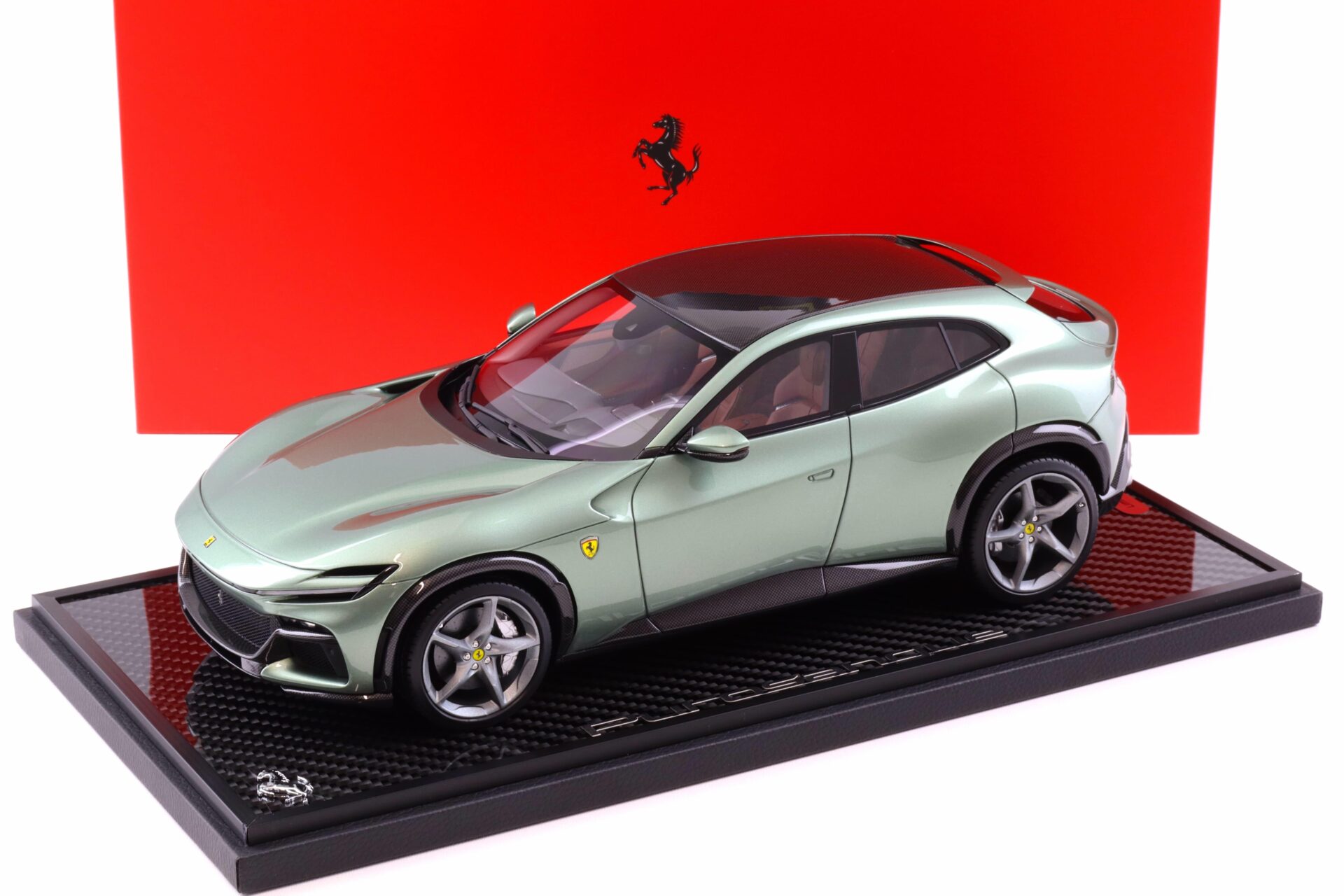 1:18 BBR Ferrari Purosangue Verde Dora Piero Ferrari with Carbon Base - Limited 30 pcs.