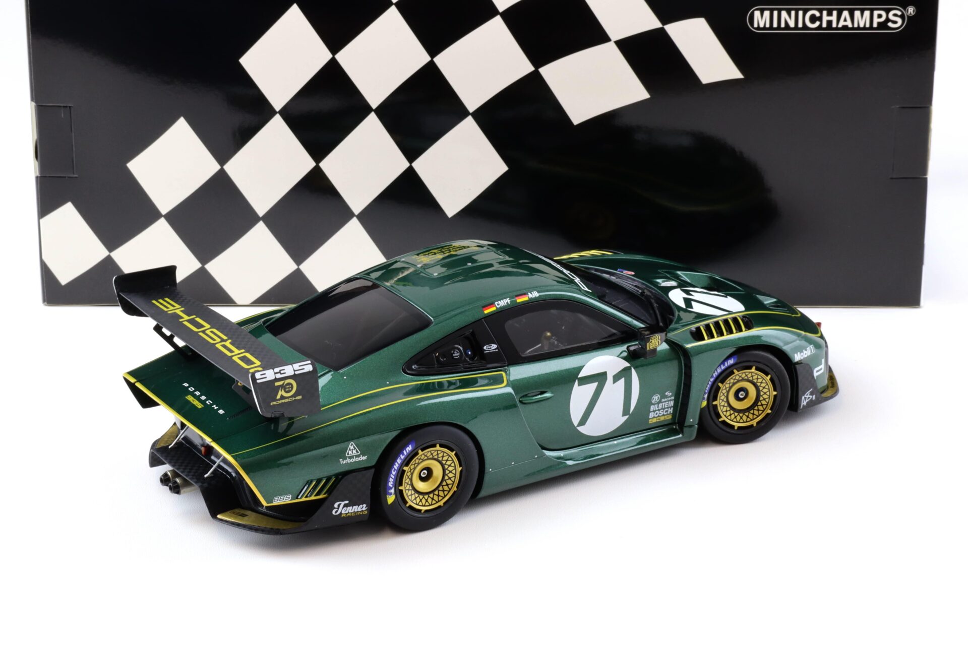 1:18 Minichamps Porsche 935/19 Tenner Racing 2019 #71 dark green