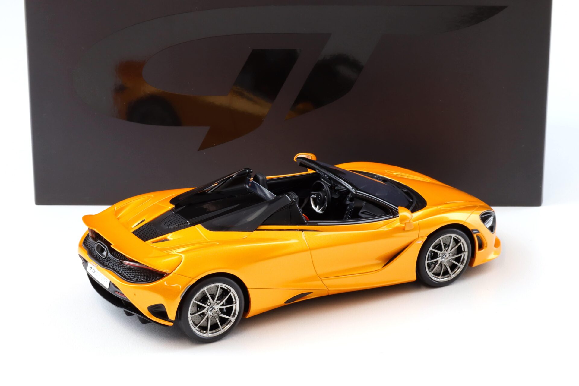 1:18 GT Spirit GT488 McLaren 750S Spider orange 2024