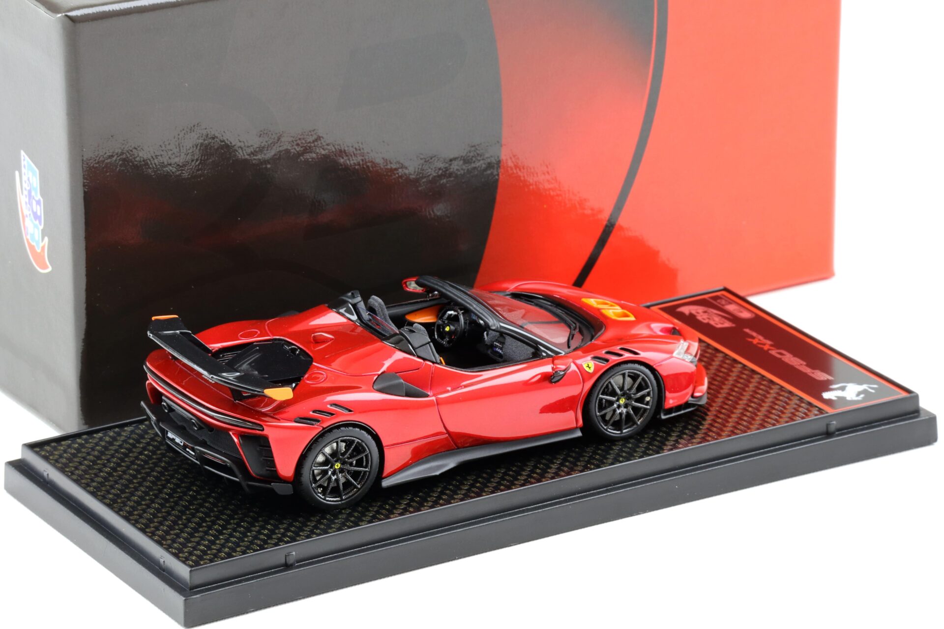 1:43 BBR Ferrari SF90 XX Spider Rosso Fuoco red/ carbon rims - Limited 50 pcs.