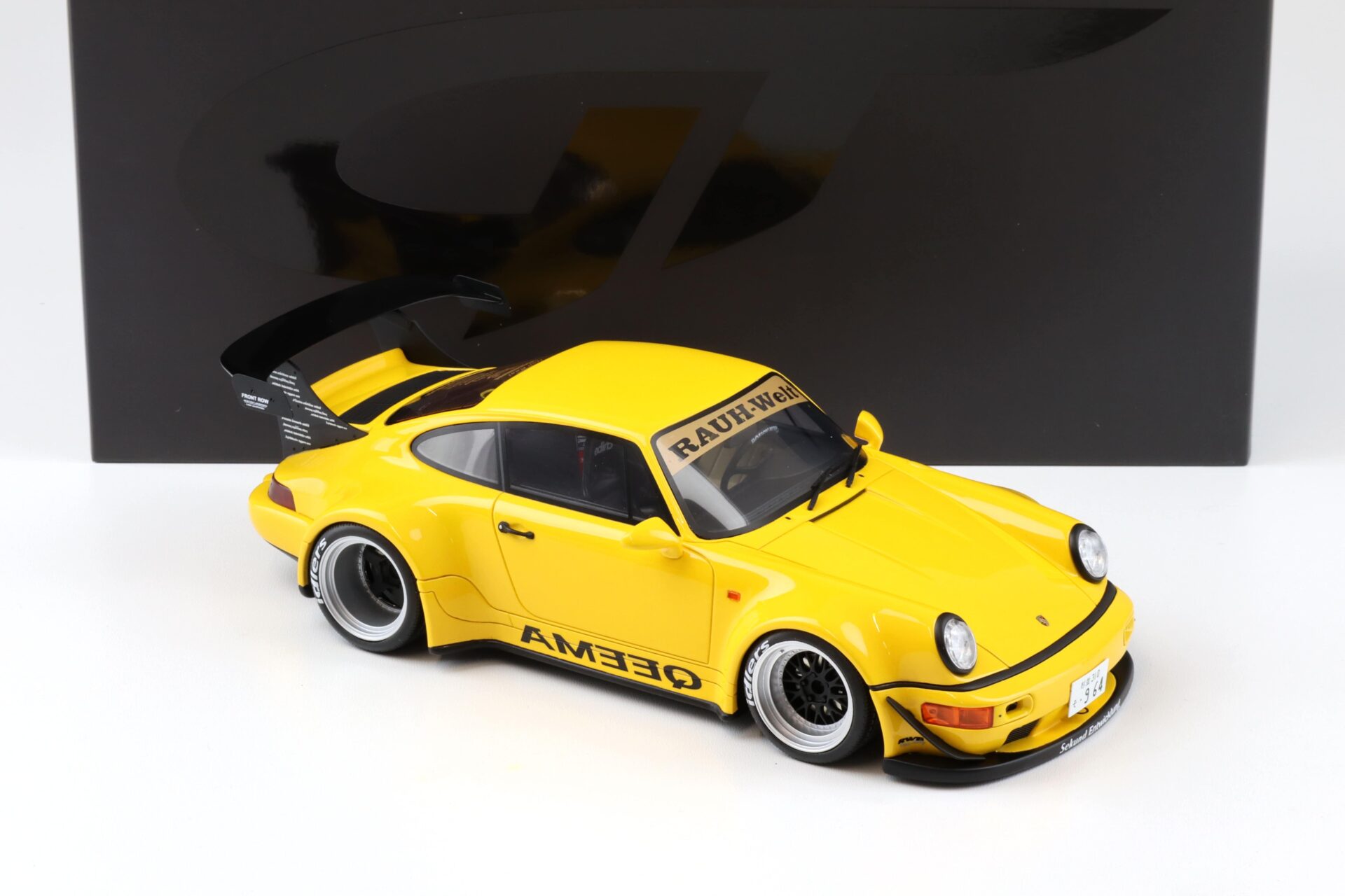 1:18 GT Spirit GT492 Porsche 911 964 RWB QEEMA Rauh-Welt yellow 2024