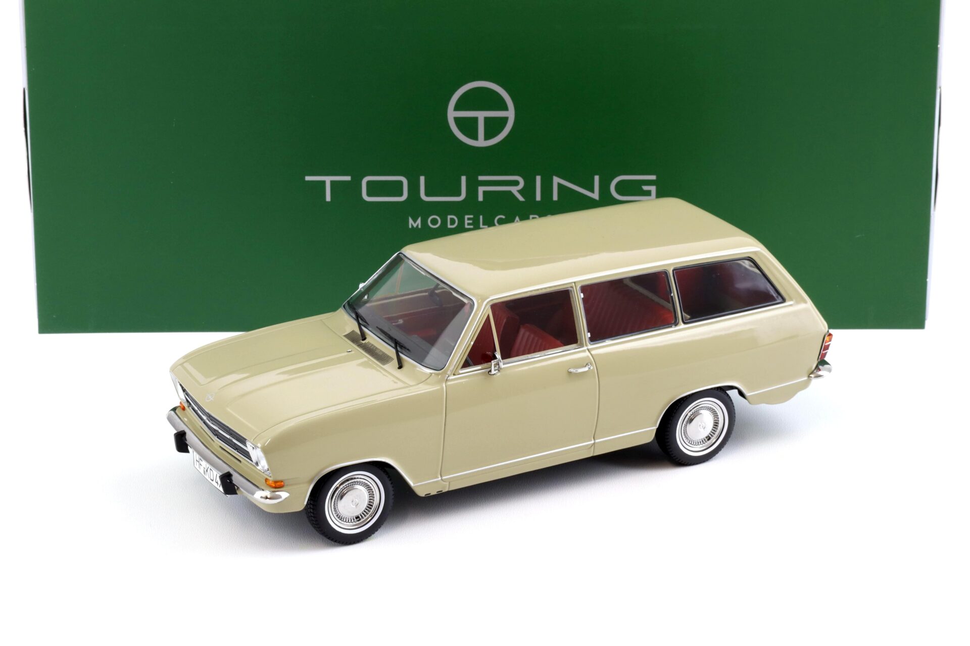 1:18 Touring Modelcars Opel Kadett B Caravan 1972 Sierra beige