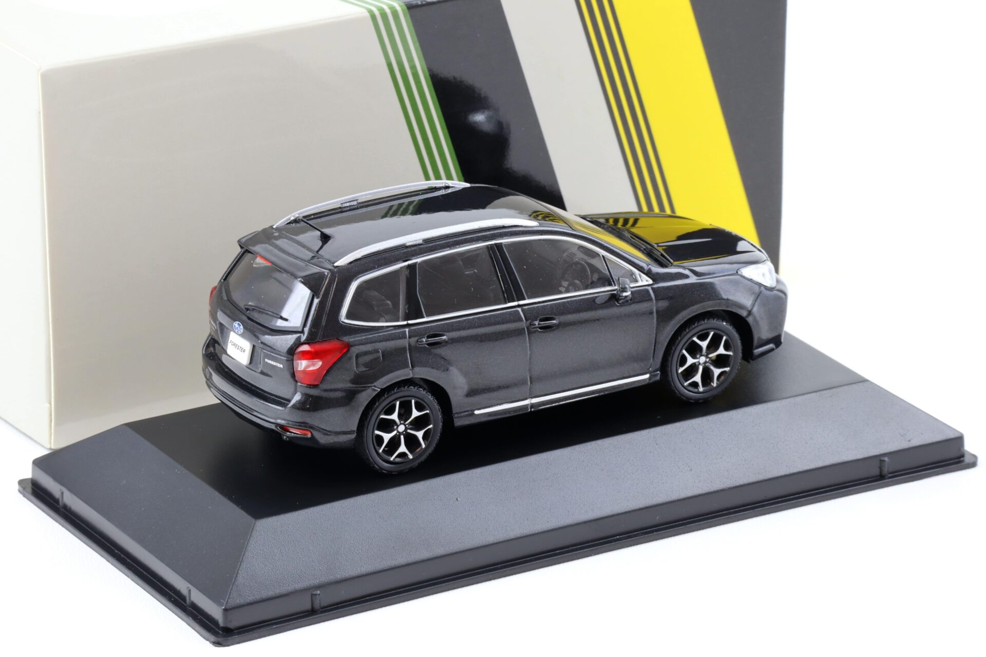 1:43 First43 Subaru Forester 2013 black