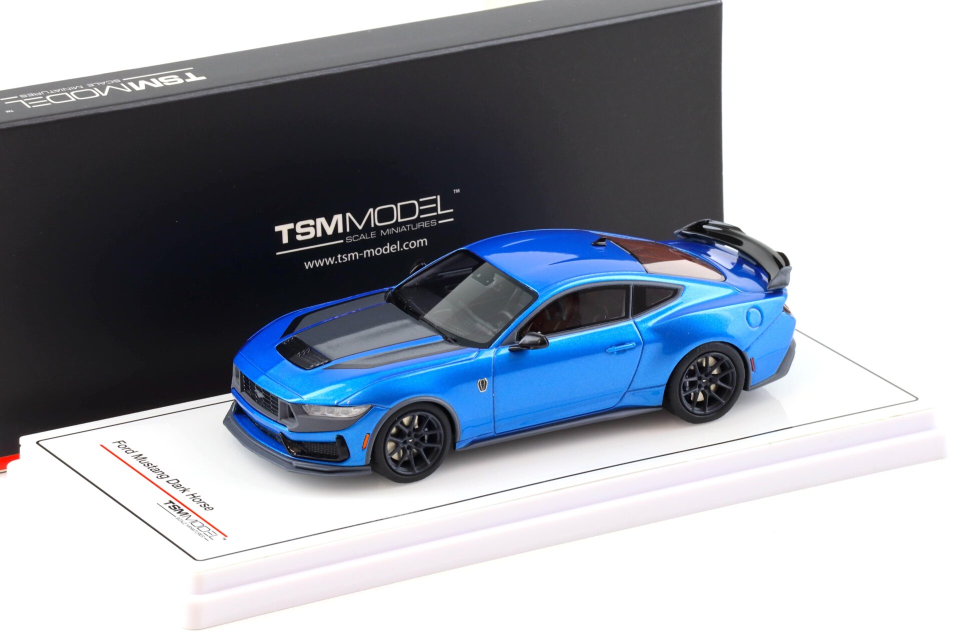 ID 101806 orig.jpg 1:43 TSM Model Ford Mustang Dark Horse 2024 Grabber blue TSM430836