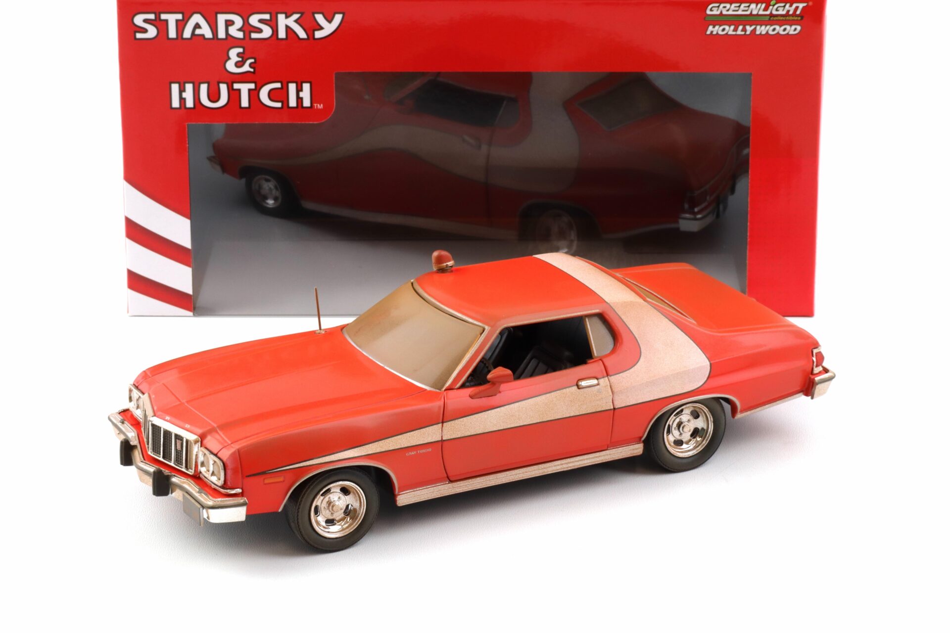1:24 Greenlight 1976 Ford Gran Torino Starsky & Hutch Weathered Version